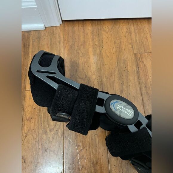 United Ortho 300541-07 Functional ACL $295 Knee Support Right Leg Large - Picture 10 of 12